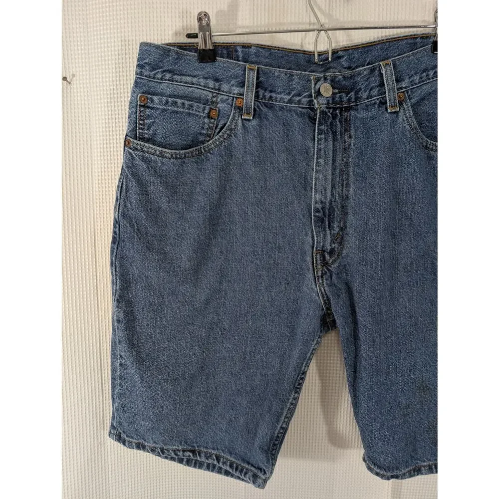 Levis measurements waist
